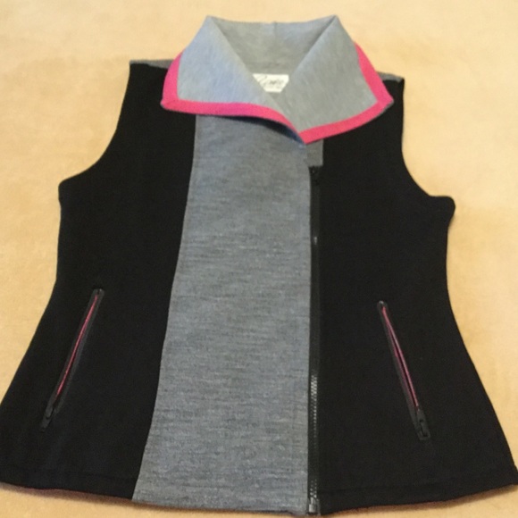 RAMY BROOK ACTIVE Apres Corin Vest Size S/ P NWOT - Picture 3 of 8